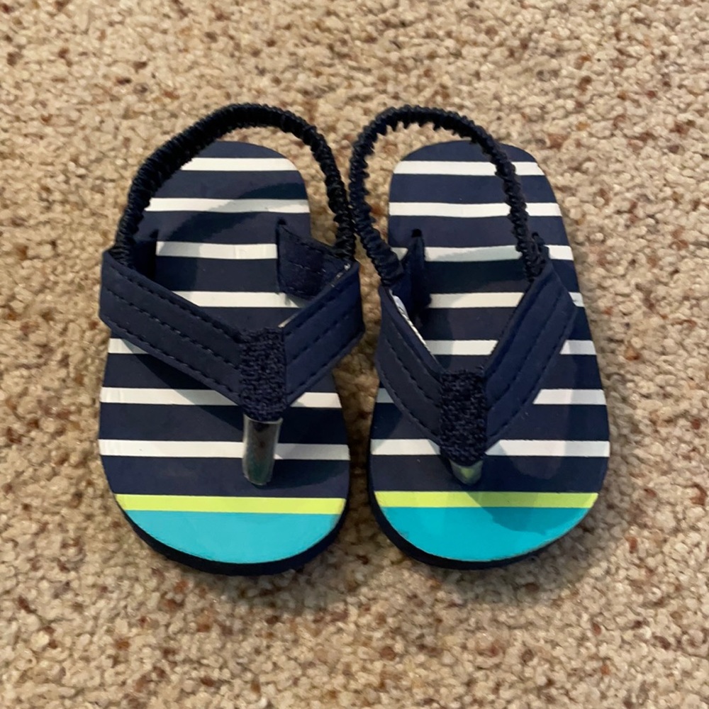 Carter’s Baby flip flops size 1-2